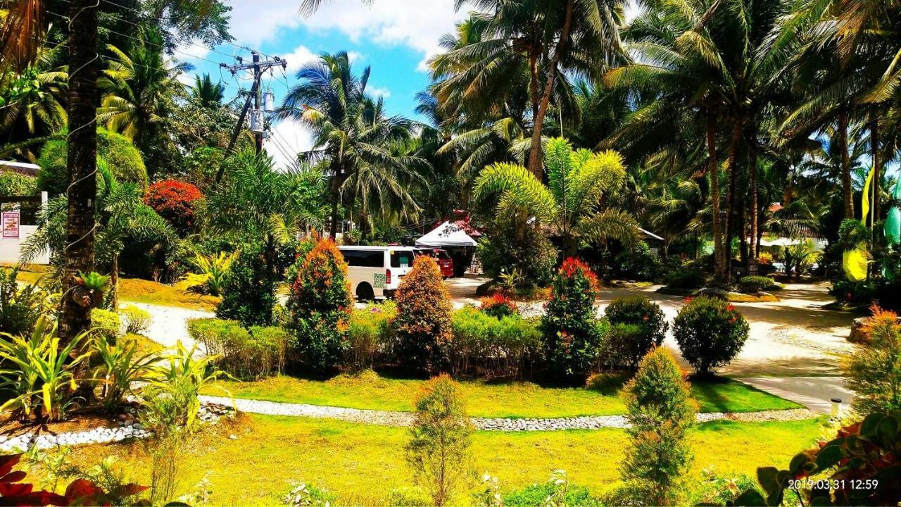 Caluwayan Palm Island Resort & Restaurant Exterior photo