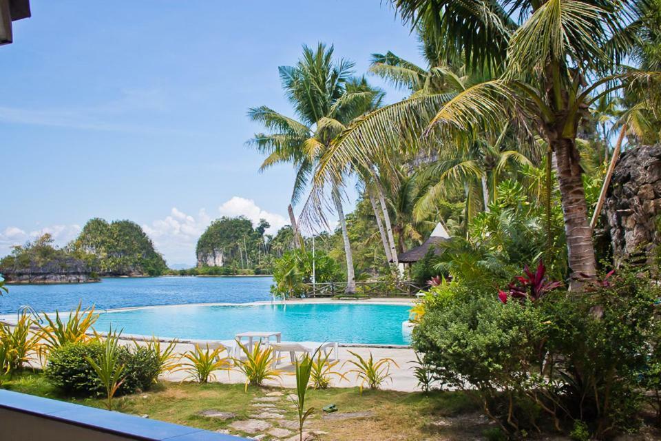 Caluwayan Palm Island Resort & Restaurant Exterior photo